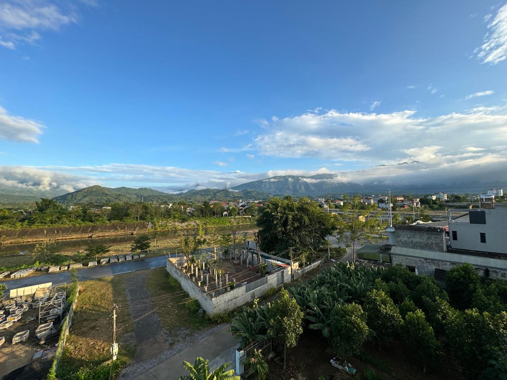 Nha Nghi Ngoc Anh Hotel Nghia Lo Luaran gambar