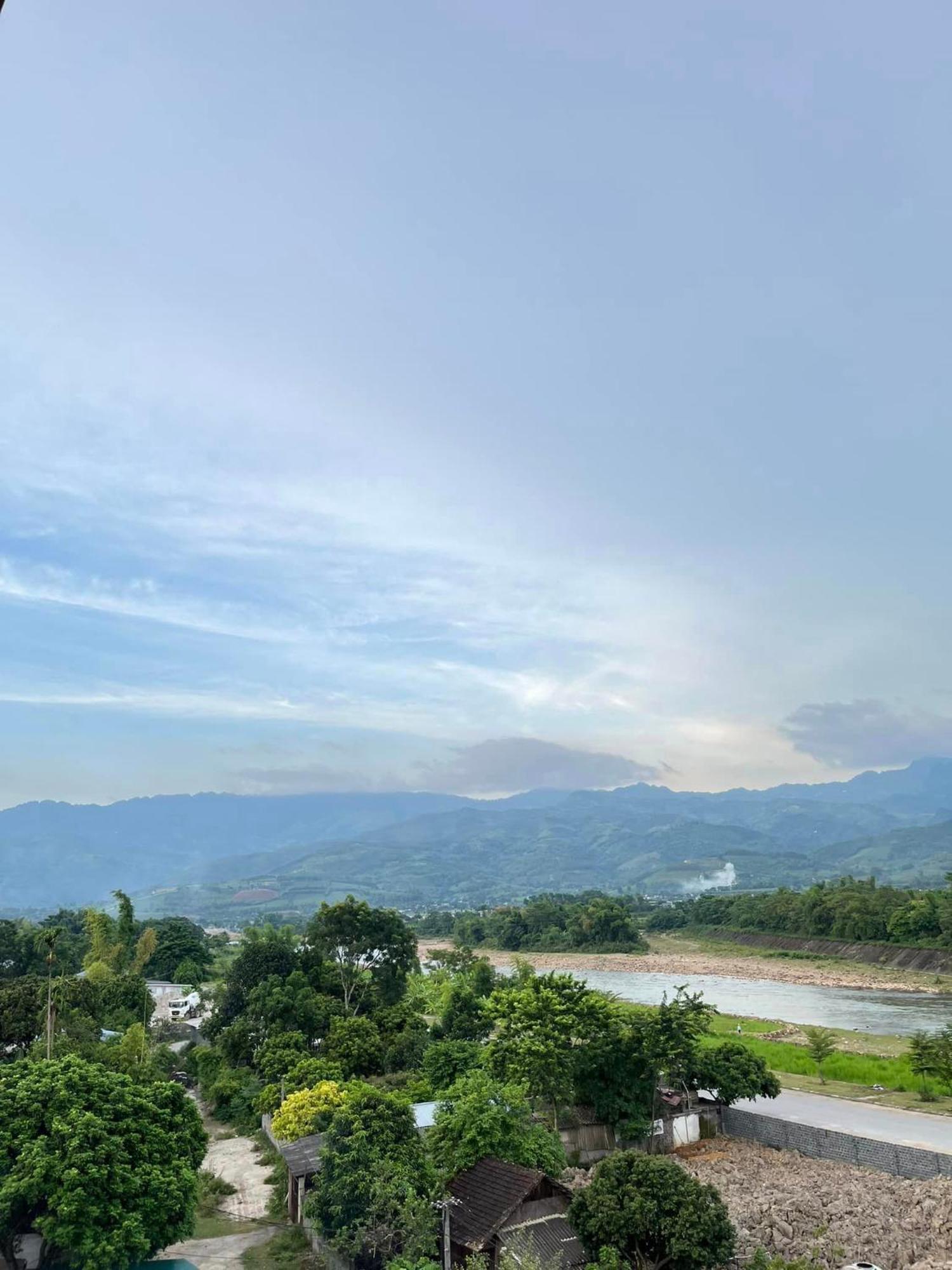 Nha Nghi Ngoc Anh Hotel Nghia Lo Luaran gambar
